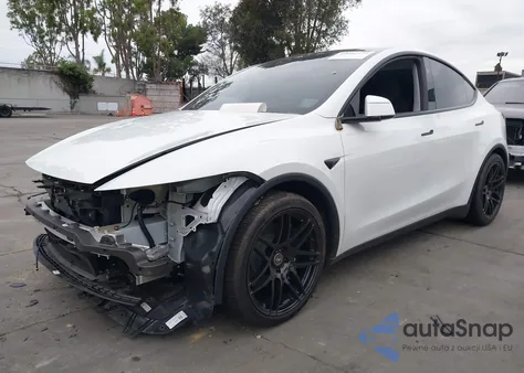 2026 Tesla Model Y Long Range Launch Series/Premium All-Wheel Drive z USA, uszkodzony, nr VIN 7SAYGDEE1TF356816